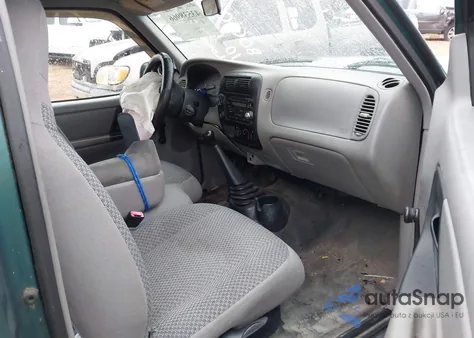 1998 Ford Ranger Splash/Xl/Xlt from USA, damaged, VIN 1FTZR15U5WPB06085